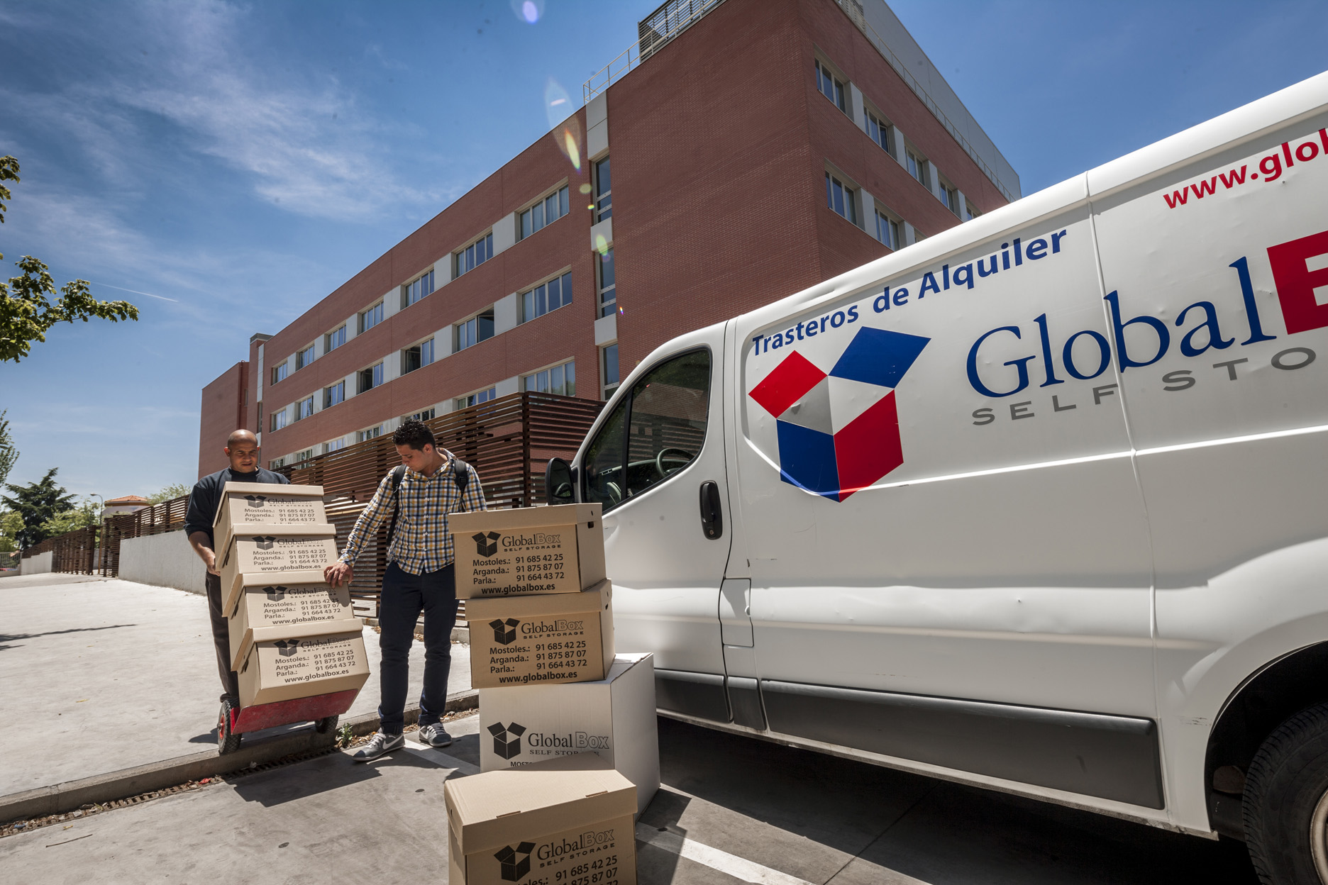 Centro de trasteros en Madrid de Globalbox adaptado a la densidad urbana y al almacenamiento flexible.